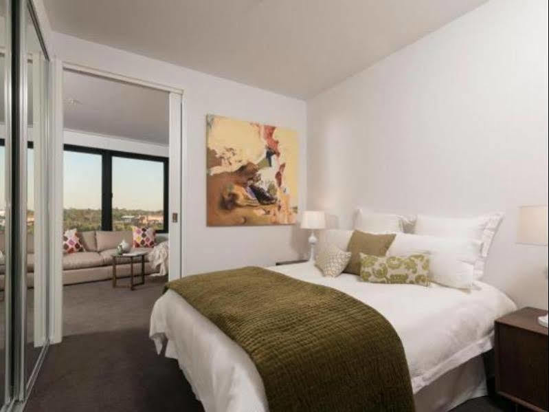 Aparthotel Alt Tower à Ville de Ville de Melbourne Extérieur photo