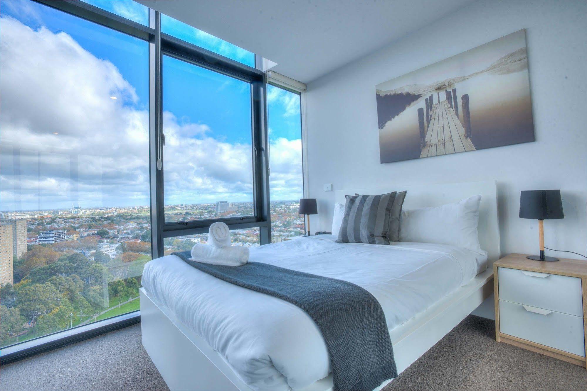 Aparthotel Alt Tower à Ville de Ville de Melbourne Extérieur photo